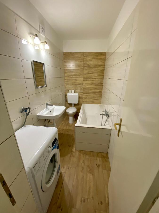 Amarin Apartments Hajduszoboszlo Exterior photo